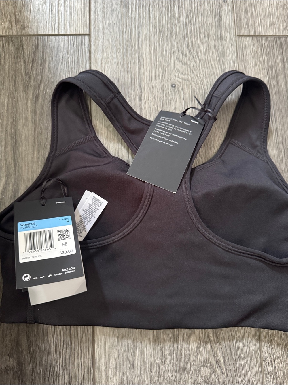 Nike sports bra smalls and large - Picture 3 of 3